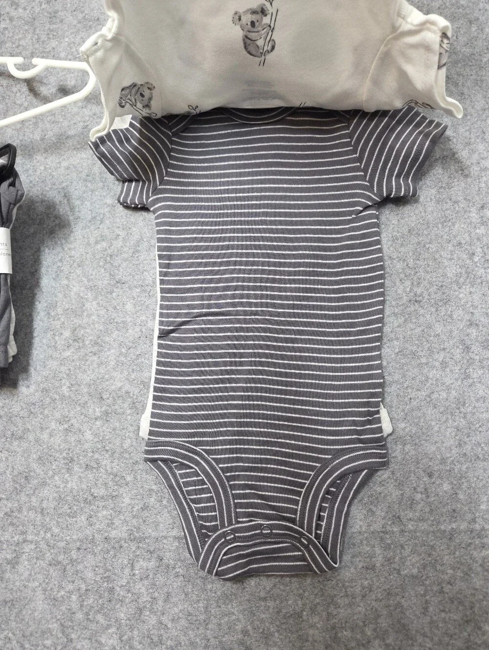 Carters Baby 3 Piece Body Suit & 2 Pairs Of Pants  3-6 Months Nwt